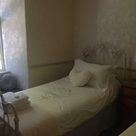 Low Plain Farm Bed and breakfast