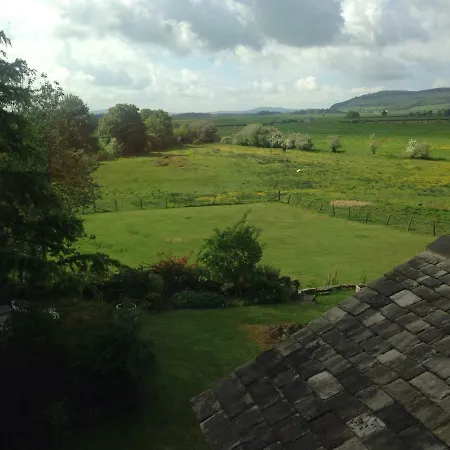 Low Plain Farm Bed and breakfast